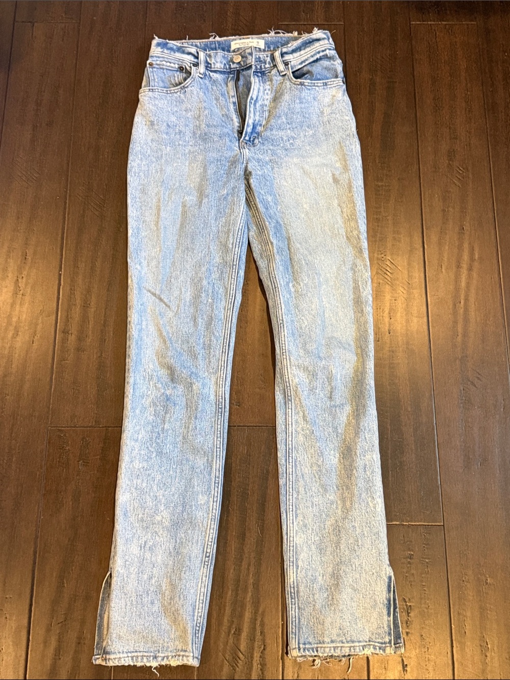 Abercrombie 90s straight leg  ultra high rise jeans